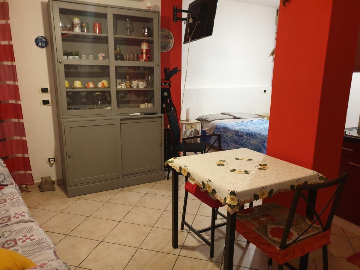Romeo1 Apartment Gallarate Bagian luar foto