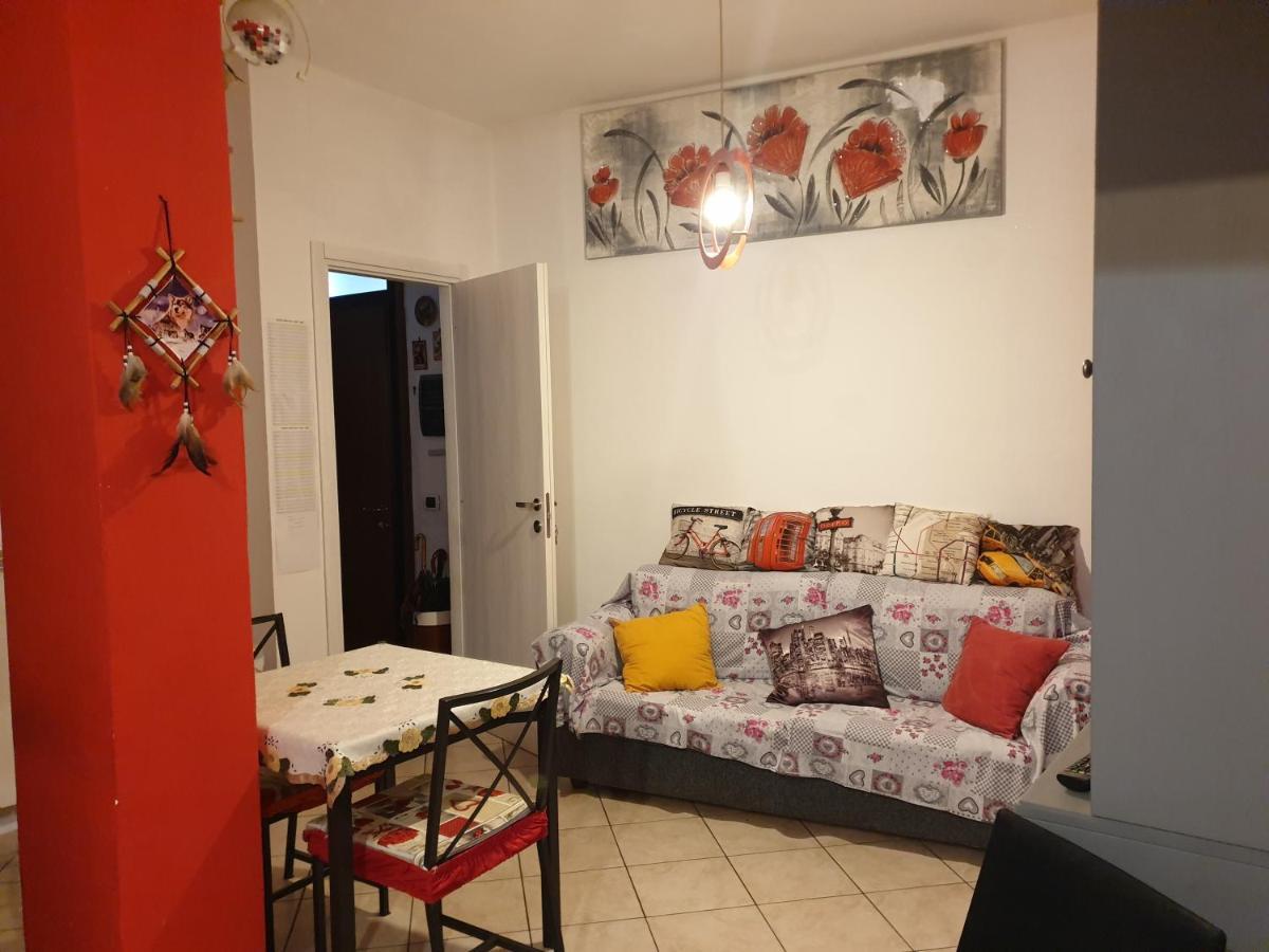 Romeo1 Apartment Gallarate Bagian luar foto