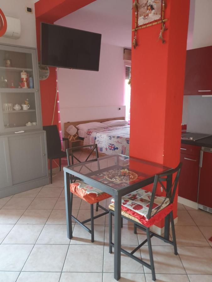 Romeo1 Apartment Gallarate Bagian luar foto