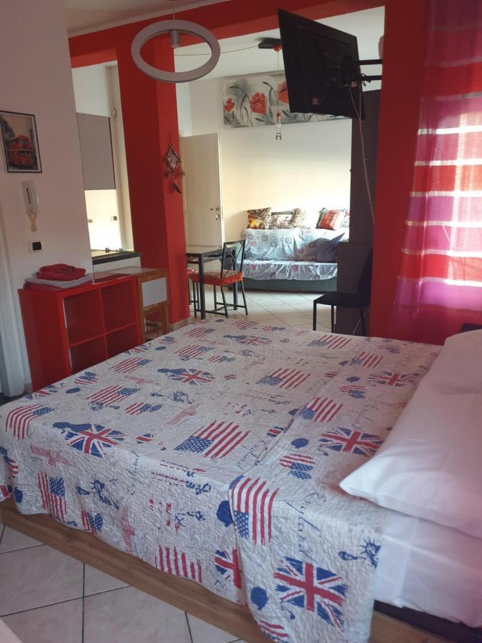 Romeo1 Apartment Gallarate Bagian luar foto