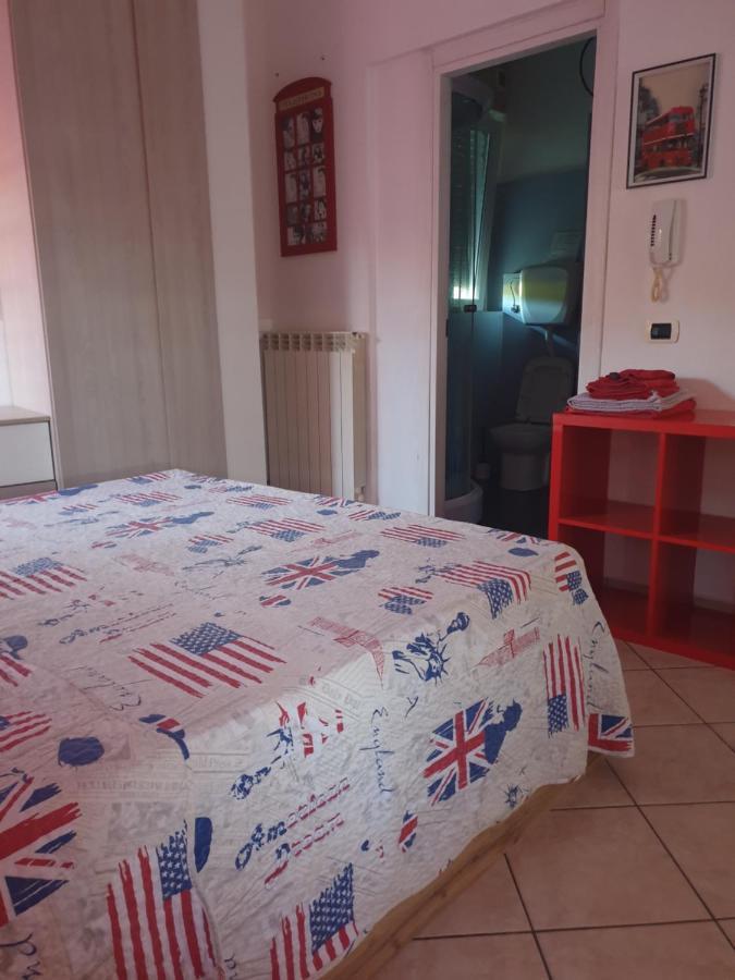 Romeo1 Apartment Gallarate Bagian luar foto