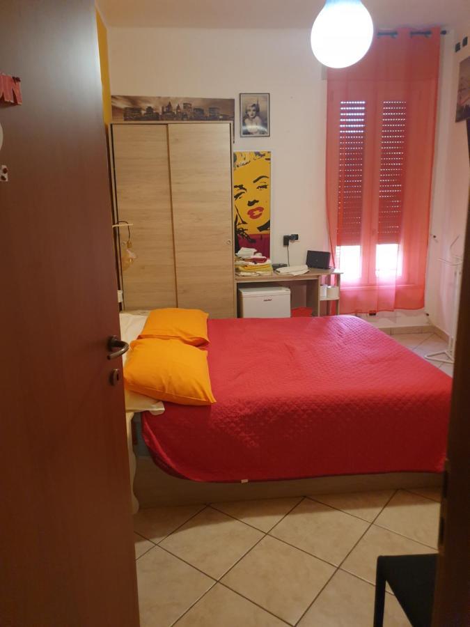 Romeo1 Apartment Gallarate Bagian luar foto